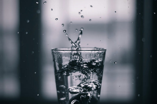 Unveiling the Hype: The Science Behind Oxygenated Water and Hydration